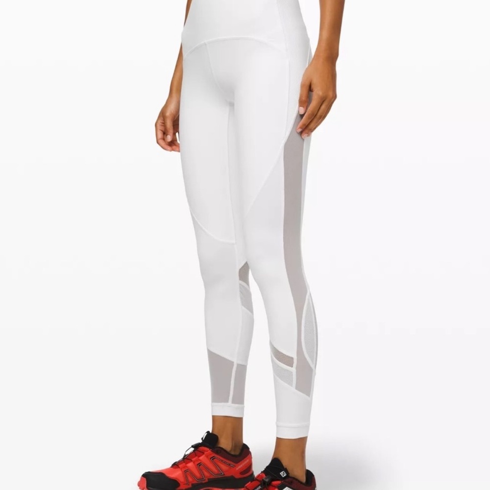 Clear the court lululemon leggings 28”